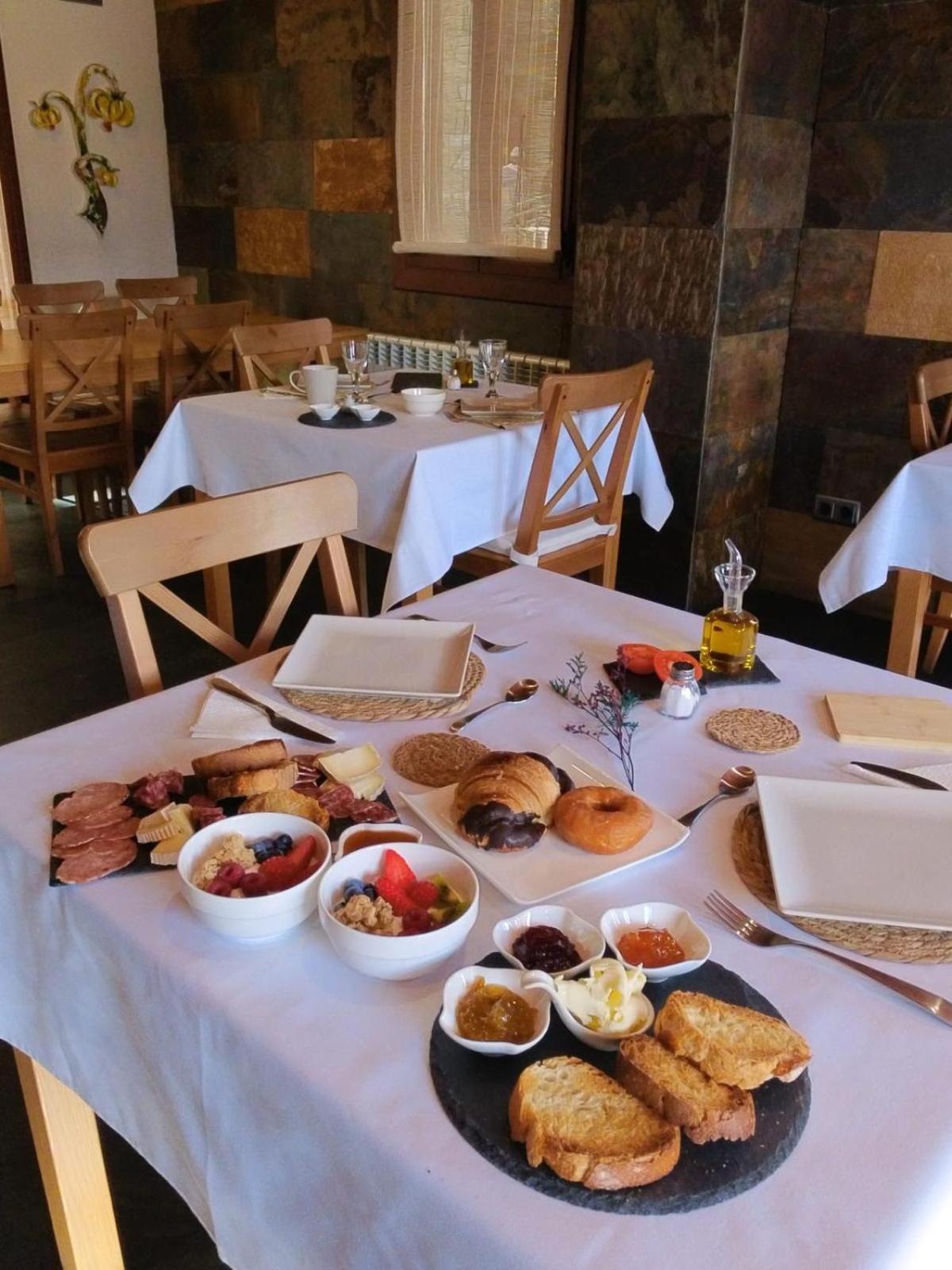 Rural L'Ortiga Blanca Hotel Queralbs Bagian luar foto